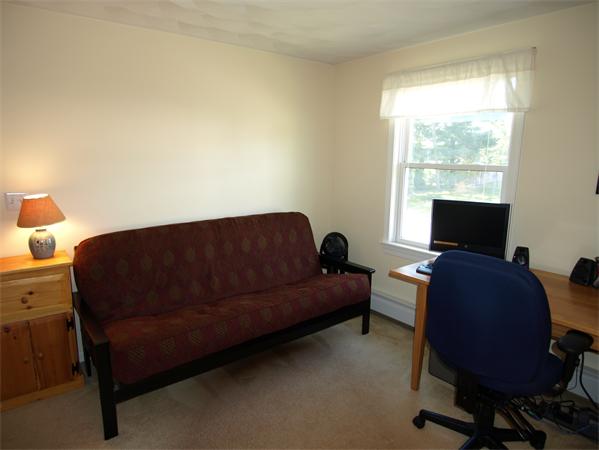 8 Robbins Road Ayer, MA 01432 - Photo 14 of 25
