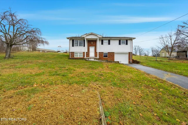$309,900 | 1336 Tom Breeden Road, Jefferson City, TN 37760