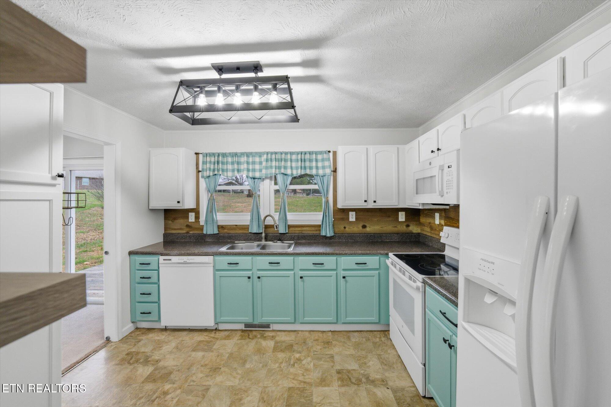 1336 Tom Breeden Road Jefferson City, TN 37760 - Photo 8 of 22 08-1336-Tom-Breeden-Rd-Jefferson-City-TN