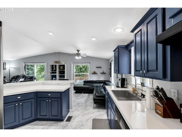 $209,500 | 8750 Southeast 155th Avenue, Unit 28, Happy Valley, OR 97086