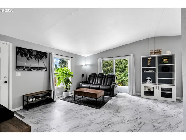 $209,500 | 8750 Southeast 155th Avenue, Unit 28, Happy Valley, OR 97086