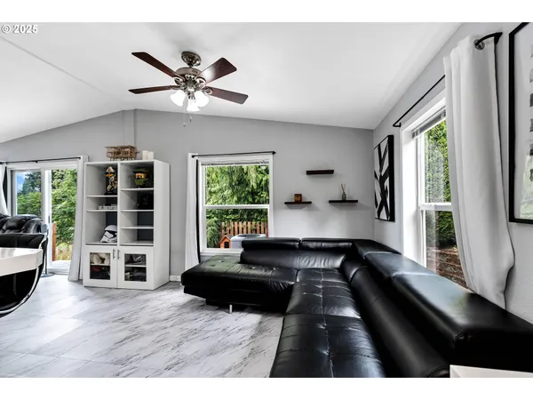 $209,500 | 8750 Southeast 155th Avenue, Unit 28, Happy Valley, OR 97086