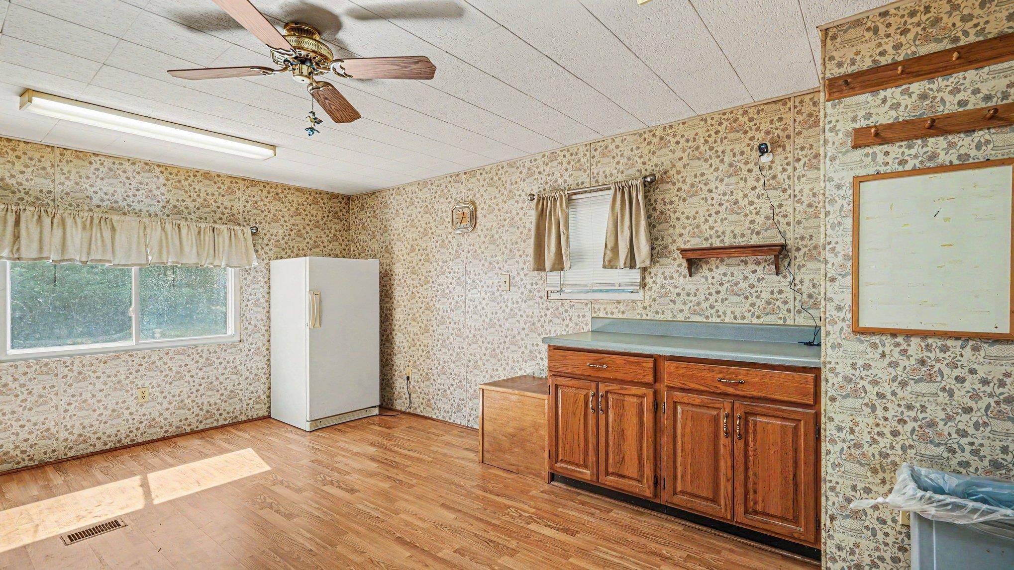 10221 Church Road Vestaburg, MI 48891 - Photo 4 of 46 1947097-7f5b30d9-e077-451c-9cdf-dcb82907fee3.JPG