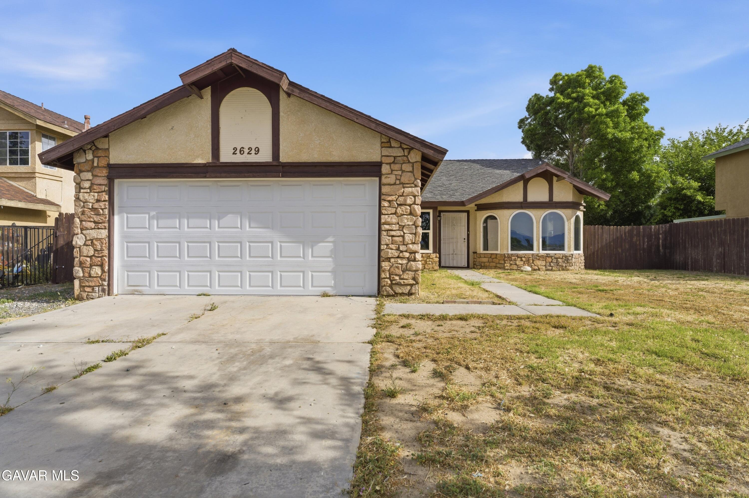 2629 East Kettering Street Lancaster, CA 93535 - Photo 1 of 13 JYP02191 copy
