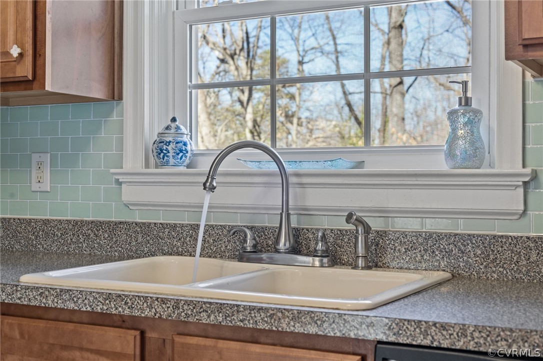 8822 Chippenham Road Richmond, VA 23235 - Photo 17 of 37 a view of a sink and a window