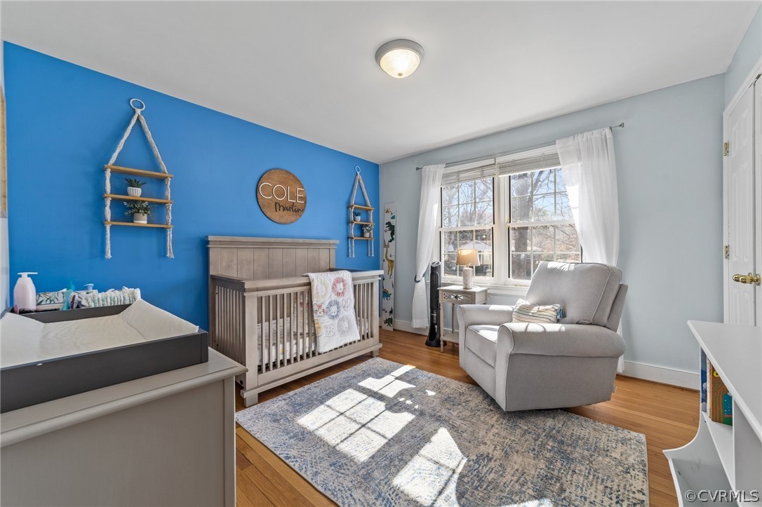8822 Chippenham Road Richmond, VA 23235 - Photo 31 of 37 a living room with furniture and a window