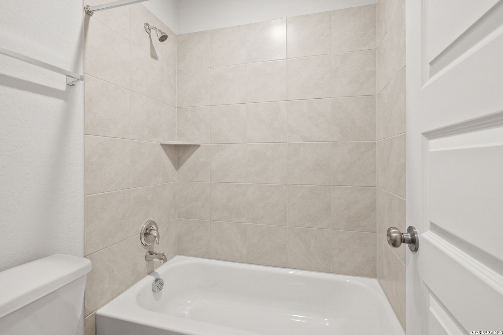 13608 Helton Pass St. Hedwig, TX 78152 - Photo 15 of 32