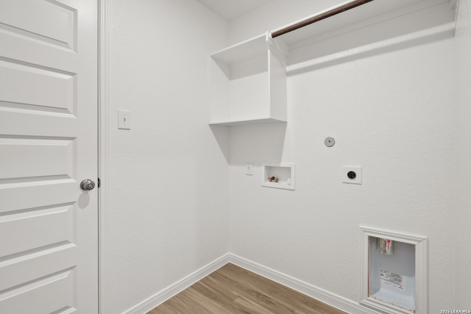 13608 Helton Pass St. Hedwig, TX 78152 - Photo 8 of 32