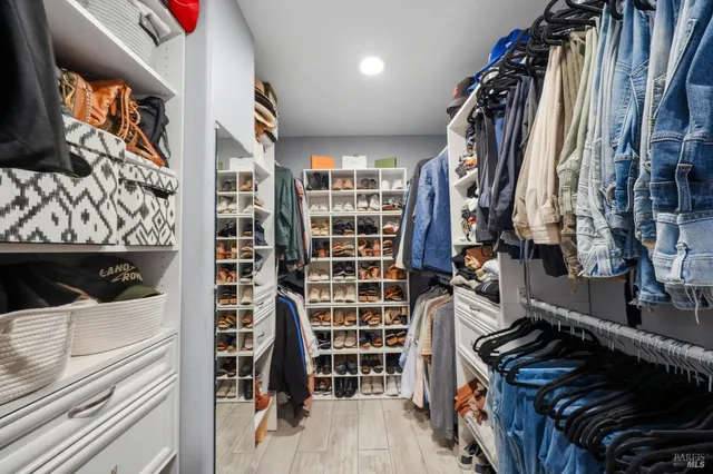 $988,000 | 1366 Birdie Drive, Windsor, CA 95492