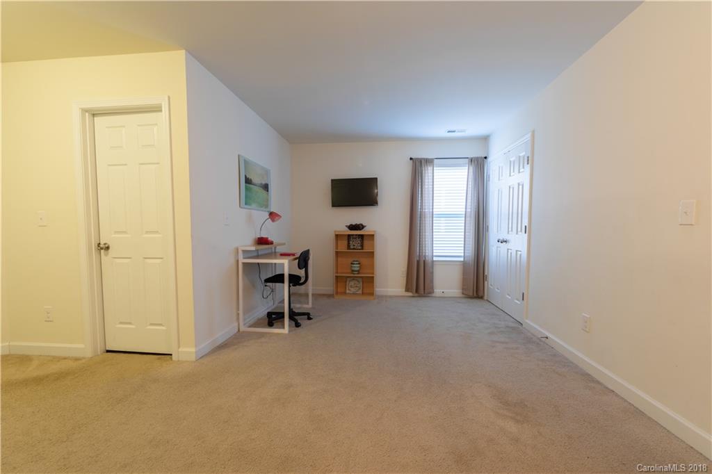 10908 Greenhead View Road Charlotte, NC 28262 - Photo 17 of 25 Gallery Image 17
