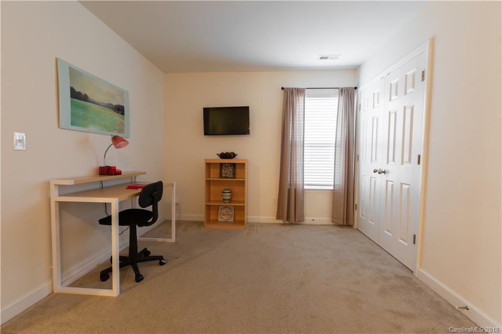 10908 Greenhead View Road Charlotte, NC 28262 - Photo 20 of 25 Gallery Image 20