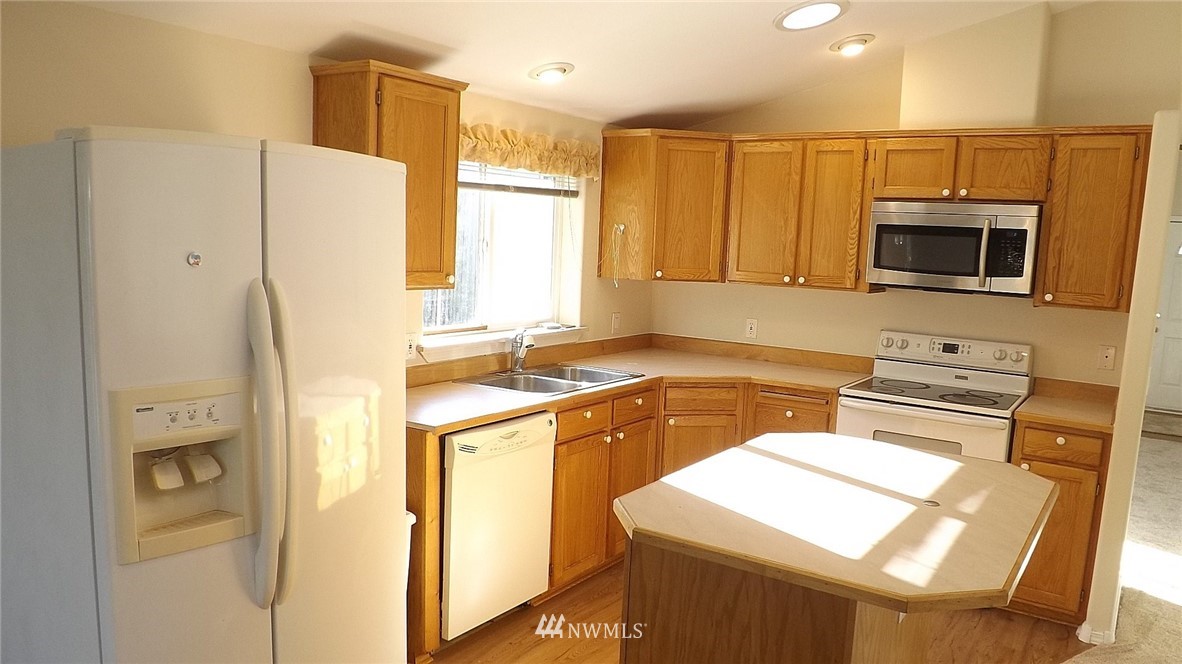 1410 Elk Loop Sequim, WA 98382 - Photo 9 of 19
