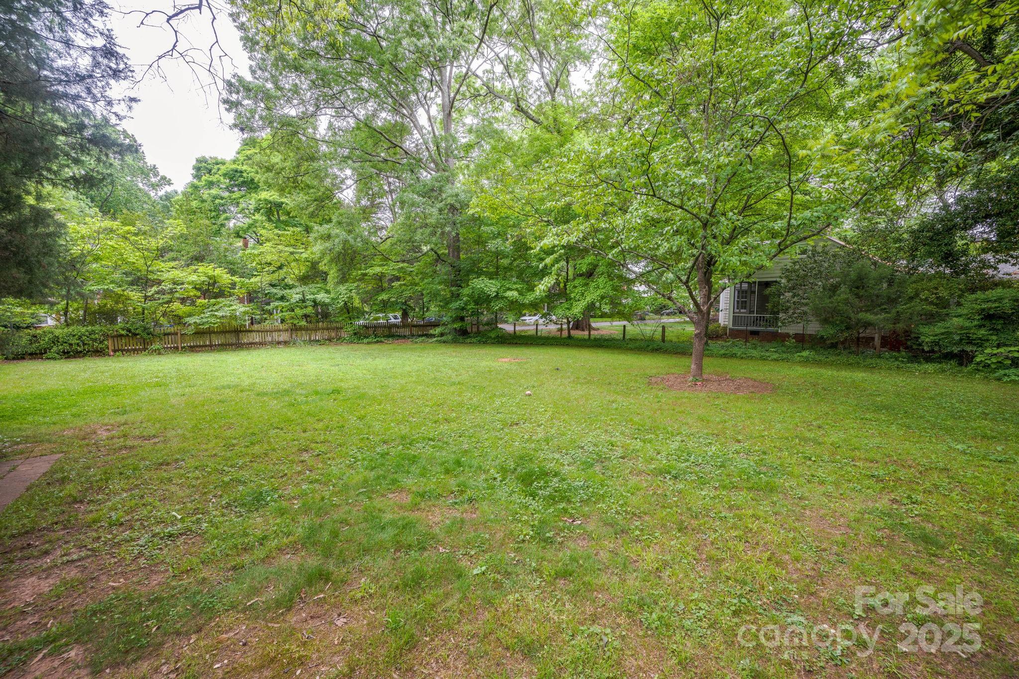 549 Lorimer Road Davidson, NC 28036 - Photo 1 of 3 Gallery Image 1