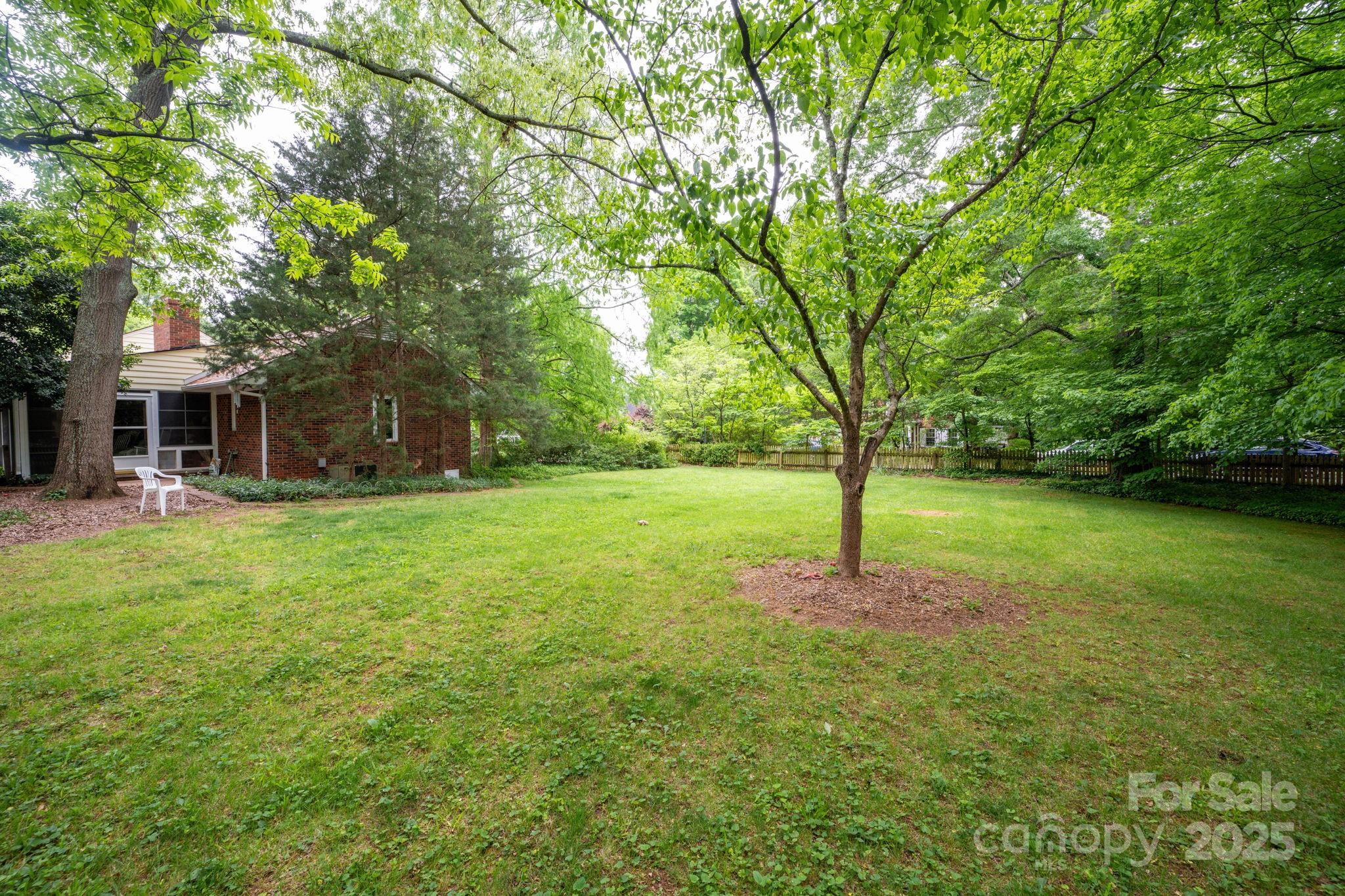 549 Lorimer Road Davidson, NC 28036 - Photo 2 of 3 Gallery Image 2