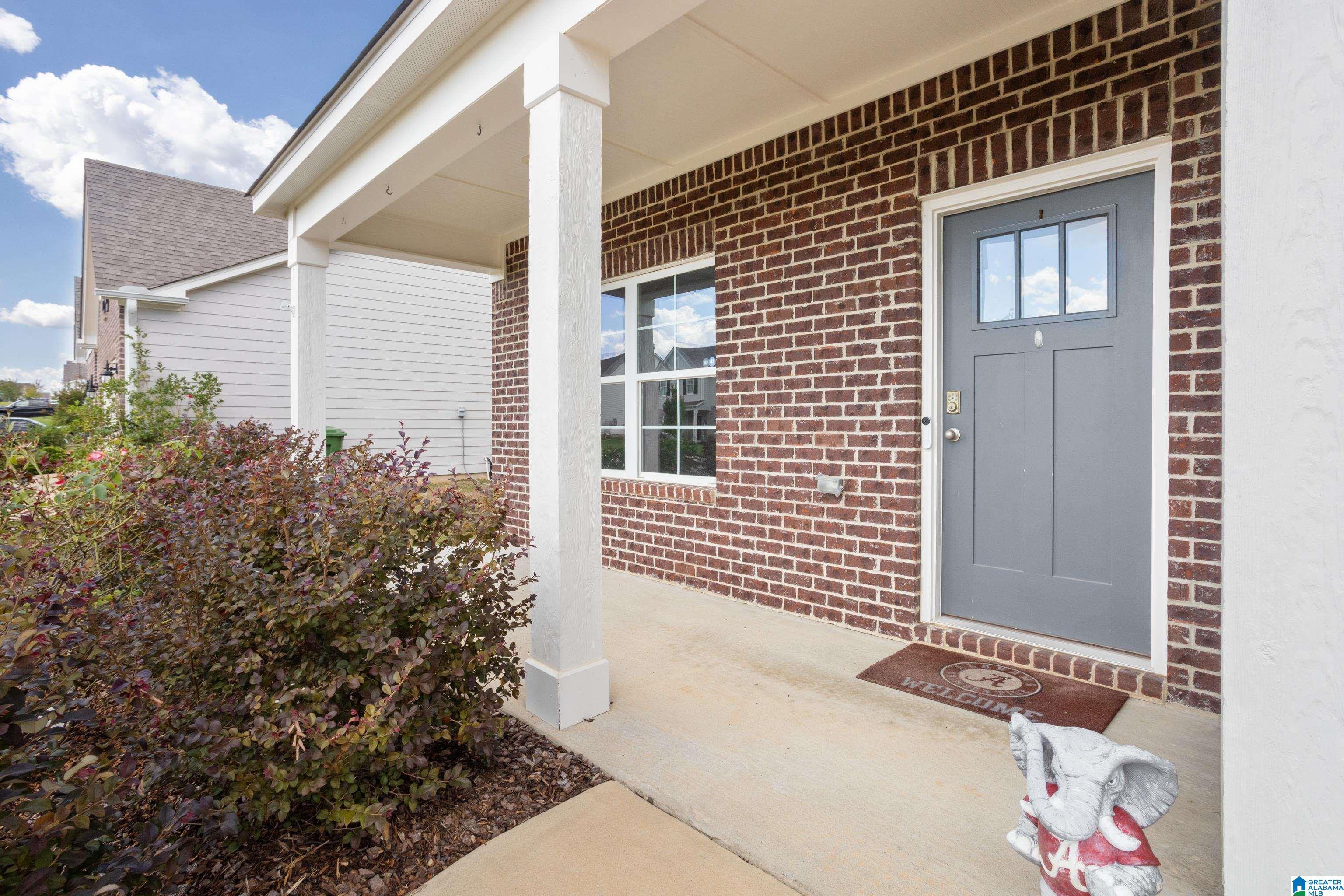 1083 Flyway View Lane Alabaster, AL 35007 - Photo 4 of 57