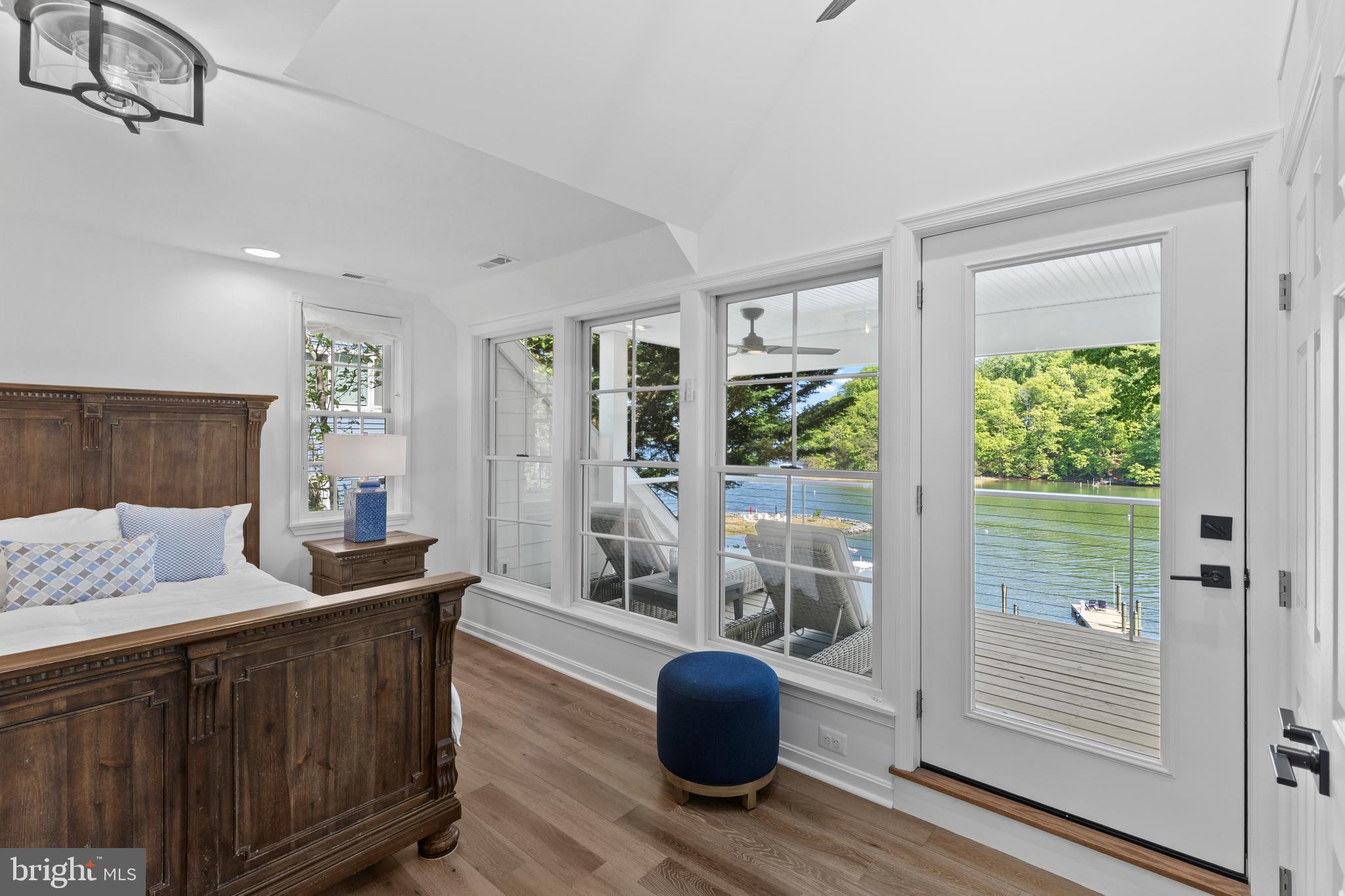 327 Riverview Trail Annapolis, MD 21401 - Photo 20 of 46 Walls of windows