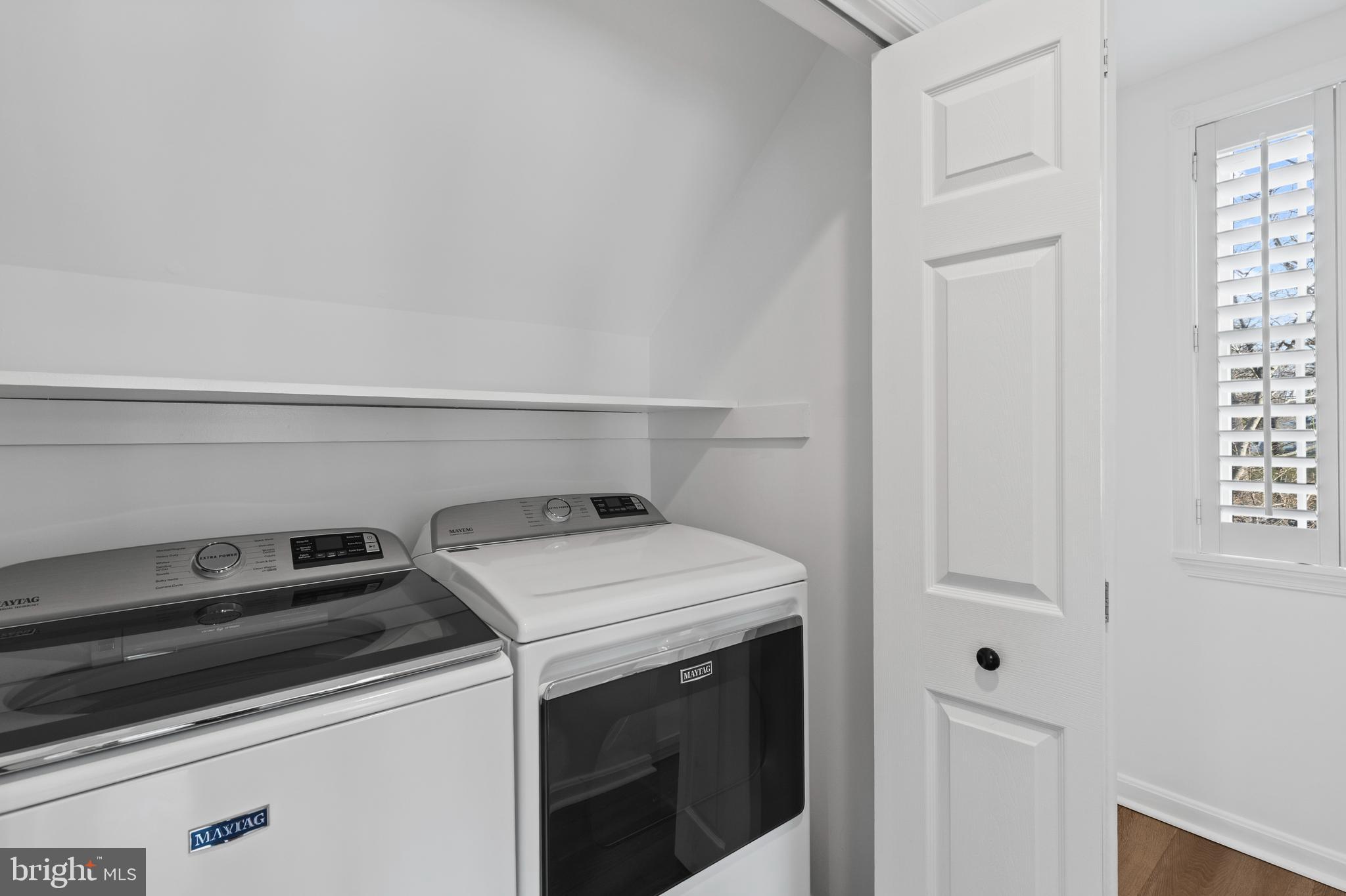 327 Riverview Trail Annapolis, MD 21401 - Photo 29 of 46 Upper level laundry