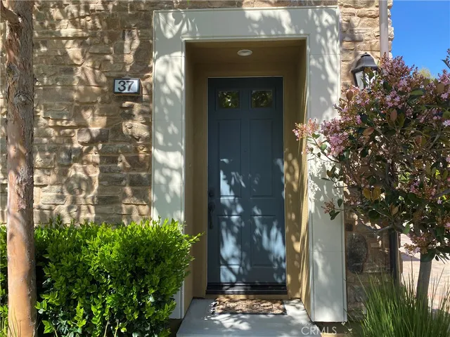 $4,700 | 37 Gingerwood, Irvine, CA 92603