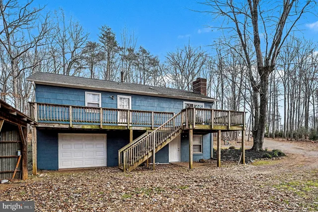 $2,150 | 4127 Cabin Road, Reva, VA 22735