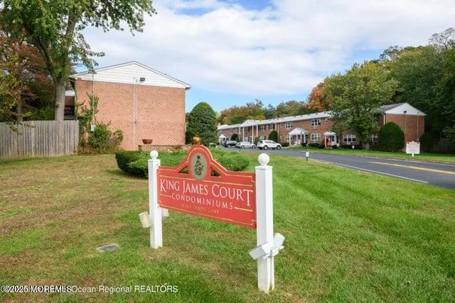 $2,000 | 25 King James Lane, Atlantic Highlands, NJ 07716