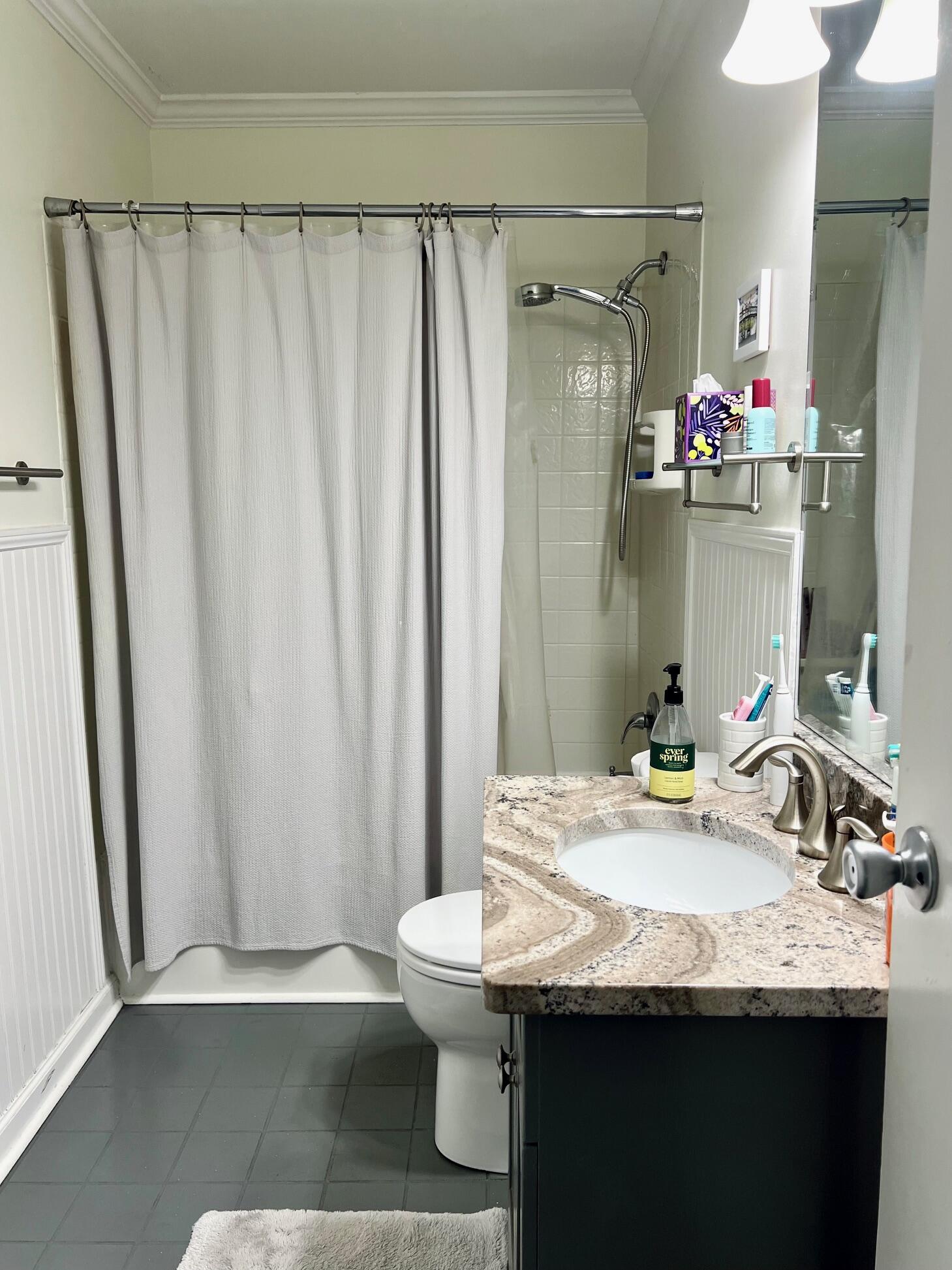 717 Azalea Street Mount Pleasant, SC 29464 - Photo 27 of 35 Shared full bath