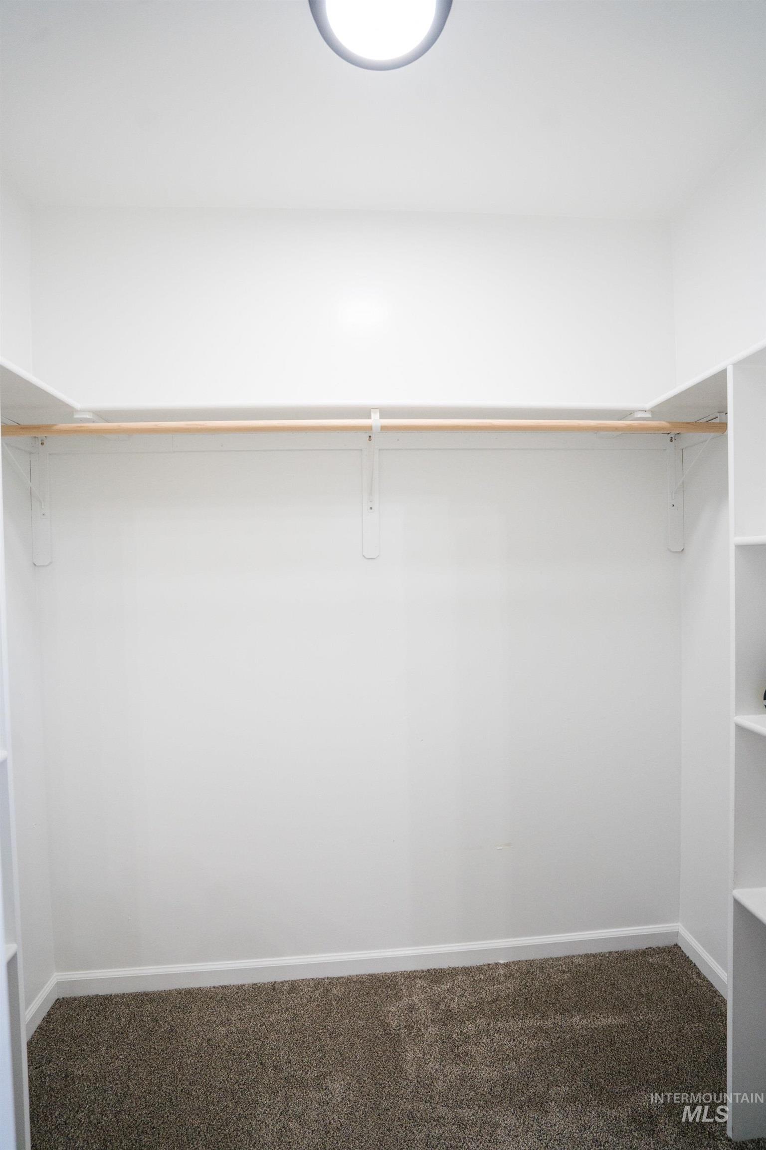 2110 Q Street Heyburn, ID 83336 - Photo 19 of 28 Walk in closet with carpet
