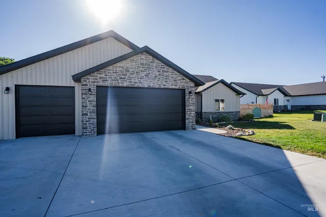 $394,900 | 2110 Q Street, Heyburn, ID 83336