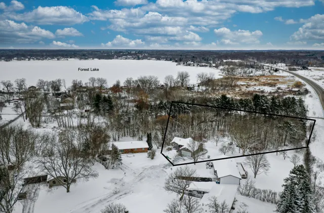 $450,000 | 8751 212th St Court North, Forest Lake, MN 55025