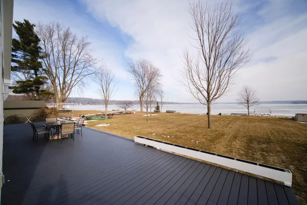 $1,550,000 | 8579 Bayview Road, Onekama, MI 49675