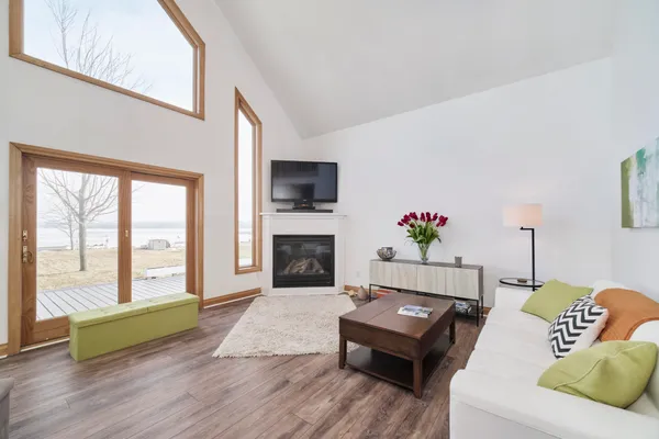 $1,550,000 | 8579 Bayview Road, Onekama, MI 49675