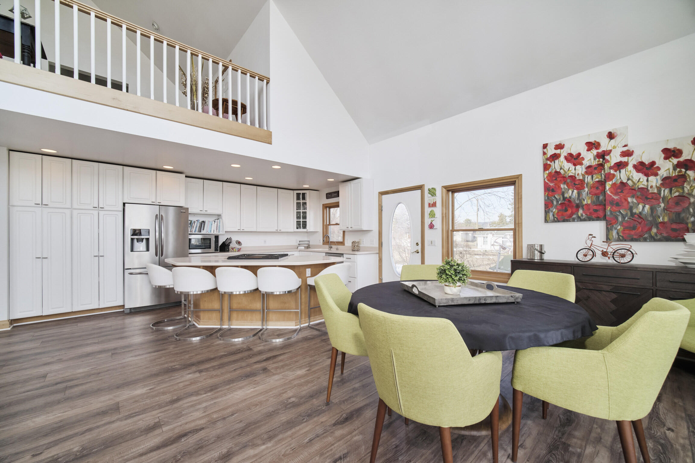 8579 Bayview Road Onekama, MI 49675 - Photo 24 of 72 Dining and kitchen area