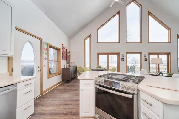 $1,550,000 | 8579 Bayview Road, Onekama, MI 49675