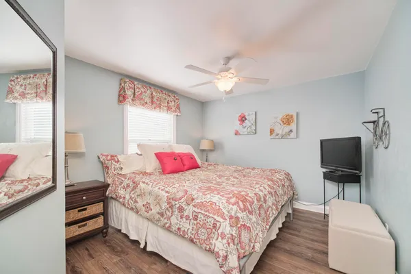 $1,550,000 | 8579 Bayview Road, Onekama, MI 49675