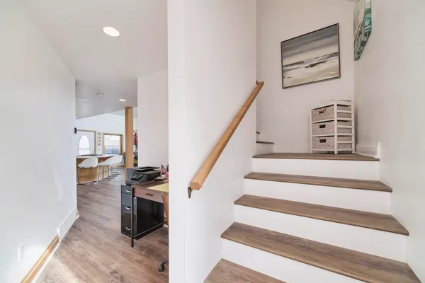 $1,550,000 | 8579 Bayview Road, Onekama, MI 49675