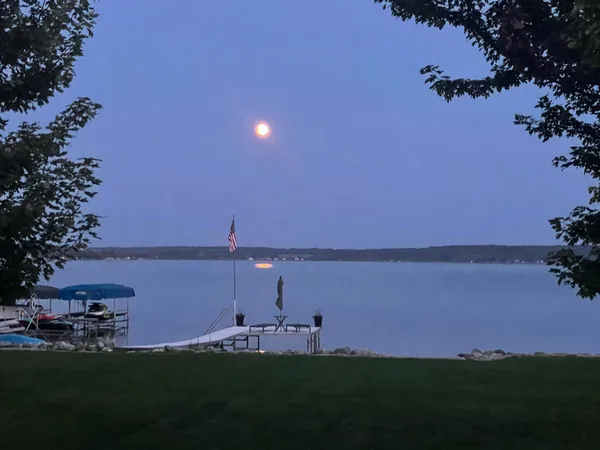 $1,550,000 | 8579 Bayview Road, Onekama, MI 49675