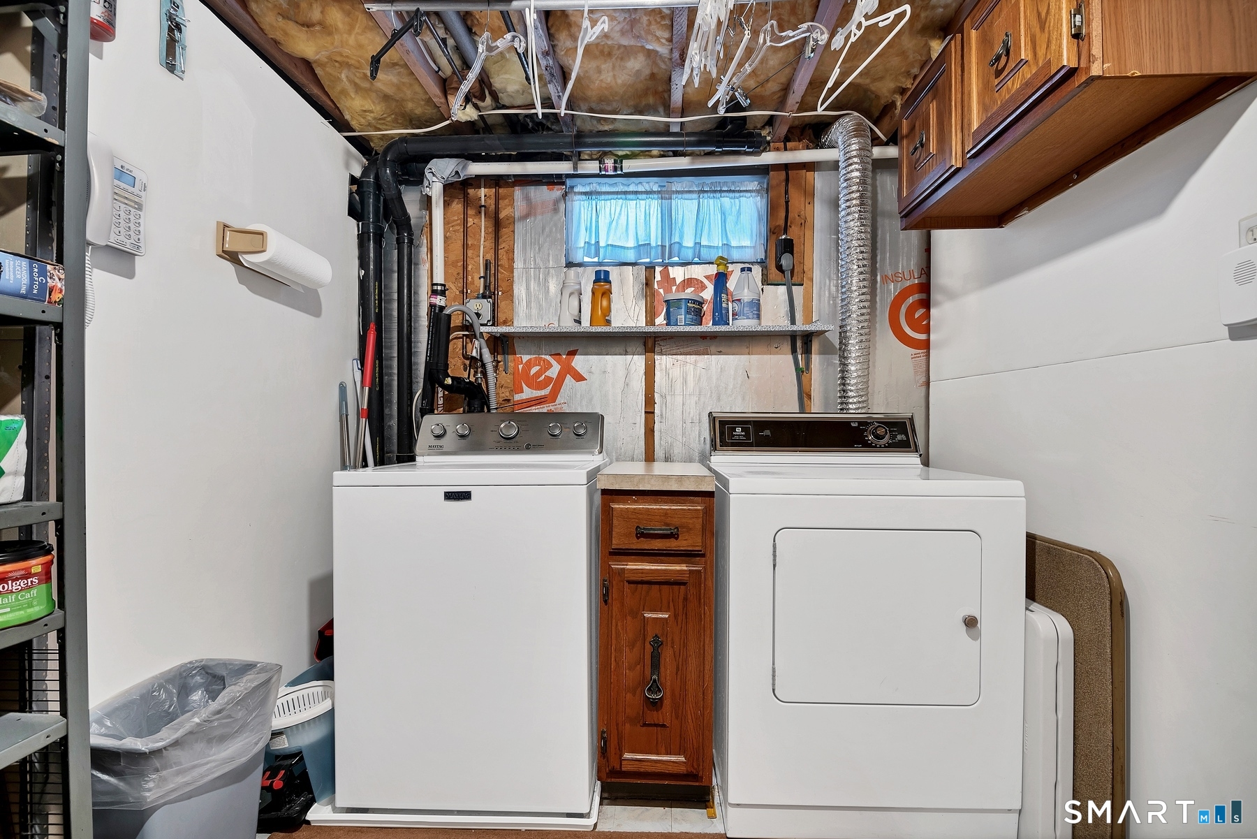 110 Meadow Lark Road Naugatuck, CT 06770 - Photo 23 of 40 a utility room with dryer and washer