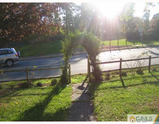 160 Parsonage Road Edison, NJ 08837 - Photo 10 of 10 Gallery Image 10