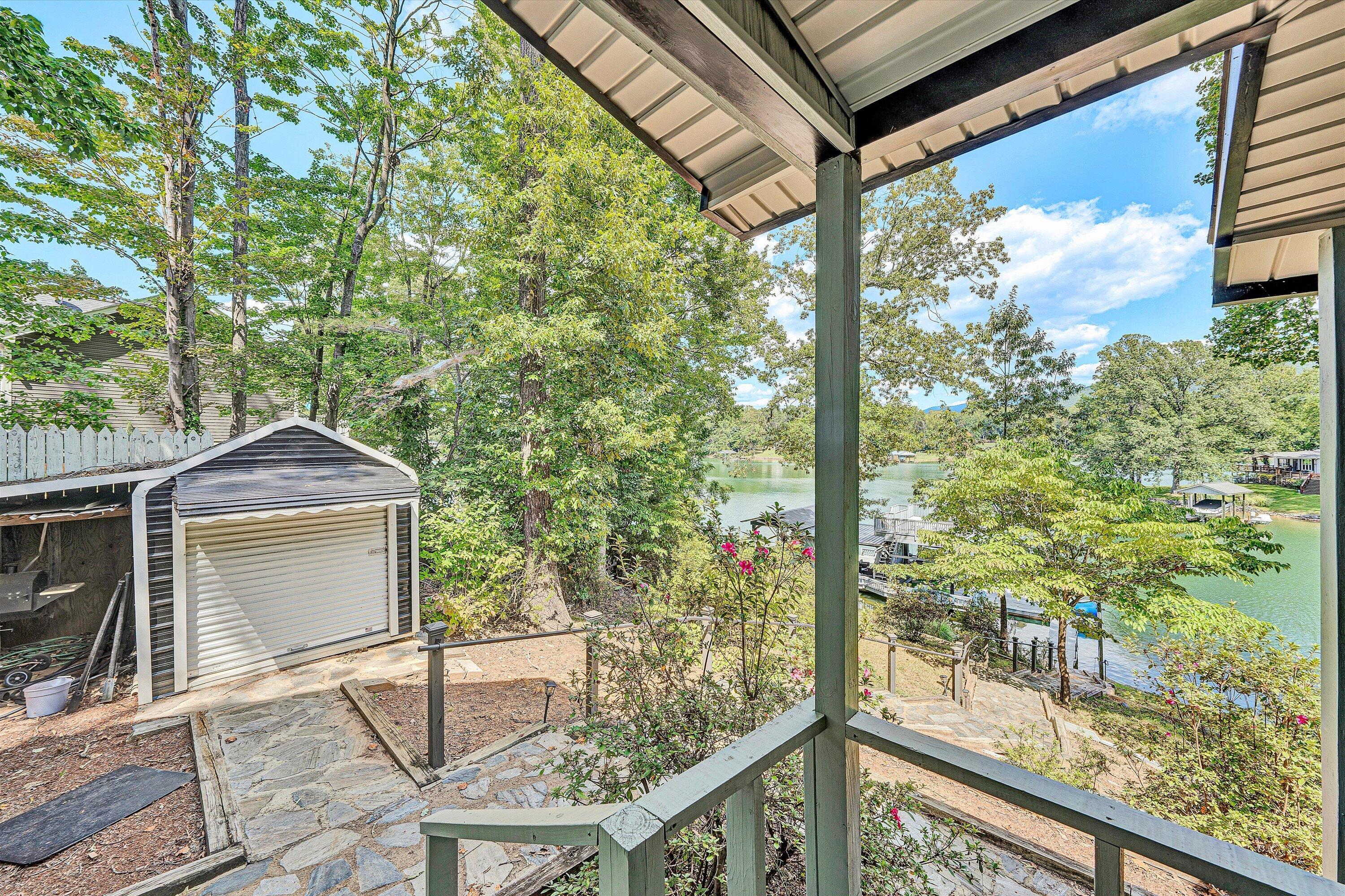 228 Cove Road Penhook, VA 24137 - Photo 41 of 57 39-DSC00397