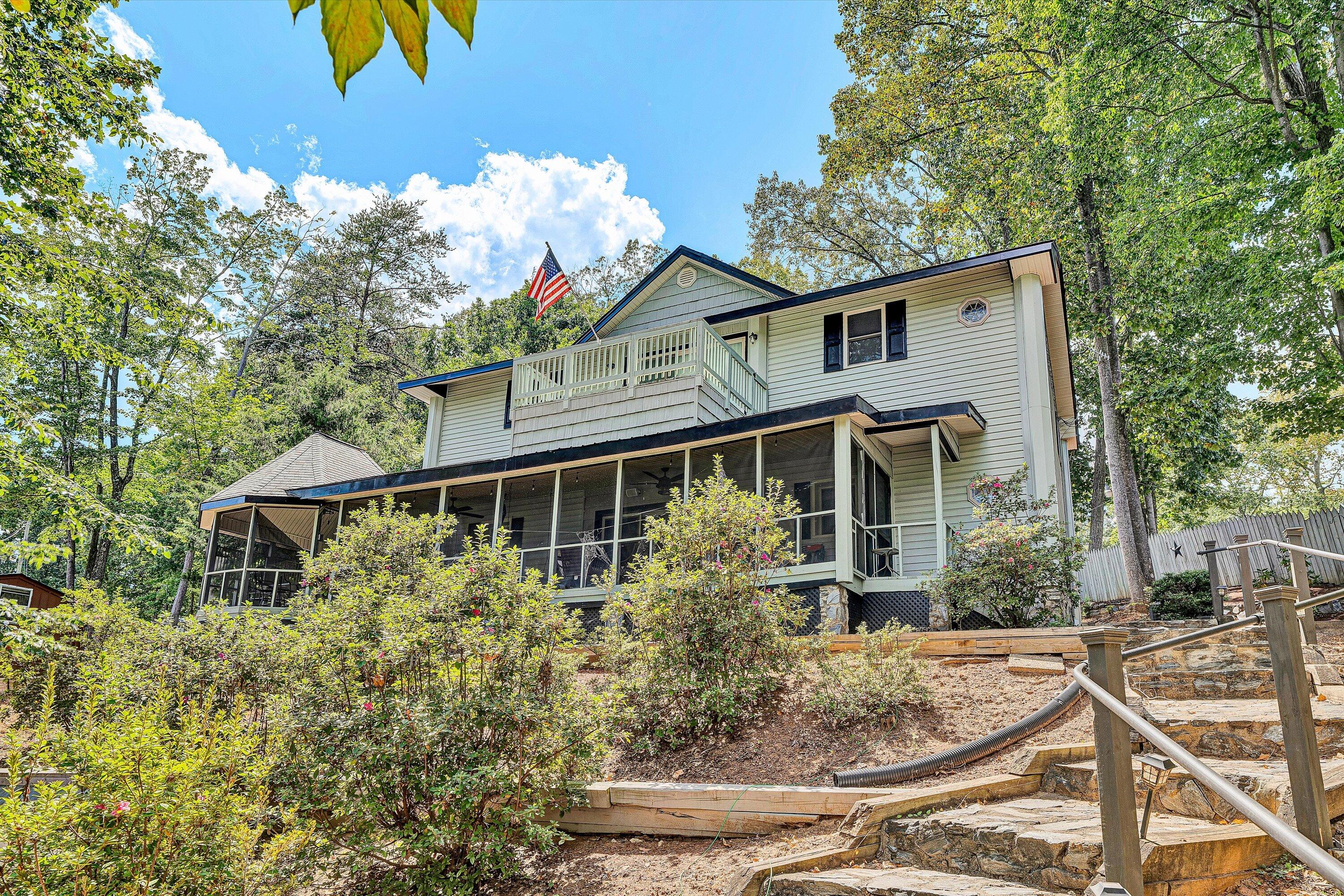 228 Cove Road Penhook, VA 24137 - Photo 9 of 57 04-DSC00409