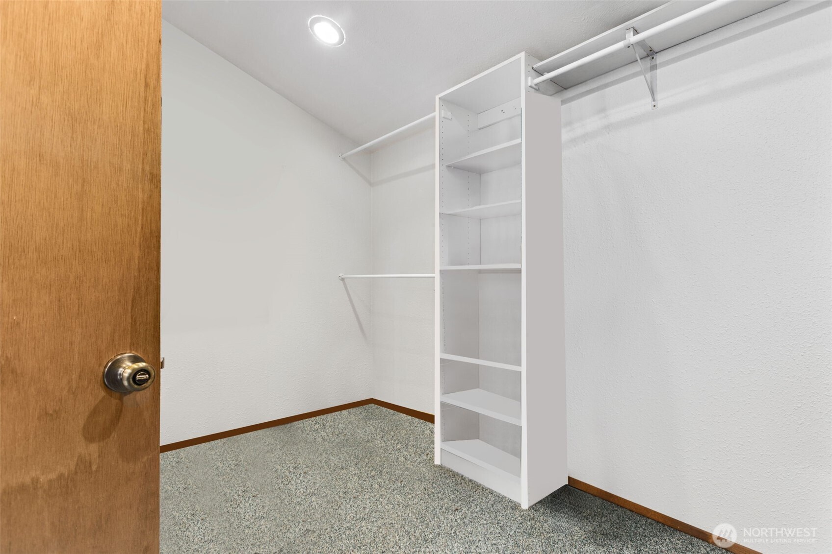 14615 Southeast 178th Place Renton, WA 98058 - Photo 18 of 40