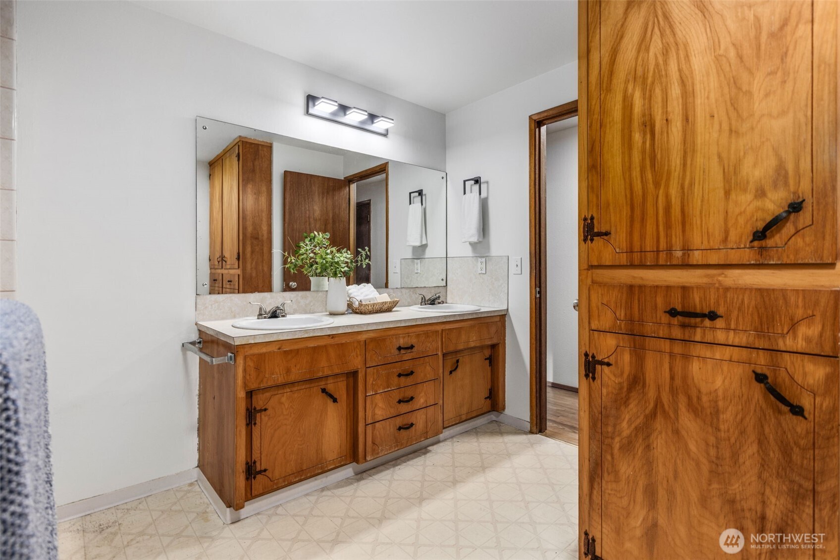 14615 Southeast 178th Place Renton, WA 98058 - Photo 26 of 40