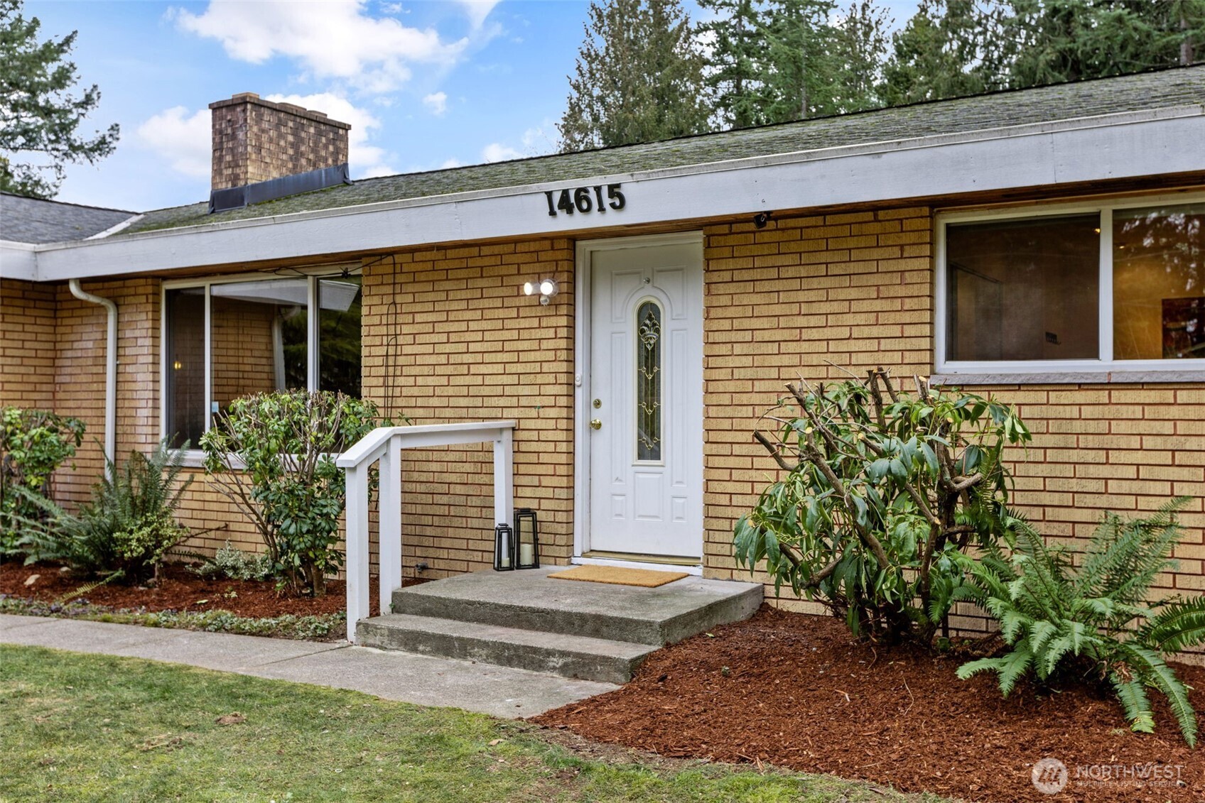 14615 Southeast 178th Place Renton, WA 98058 - Photo 4 of 40