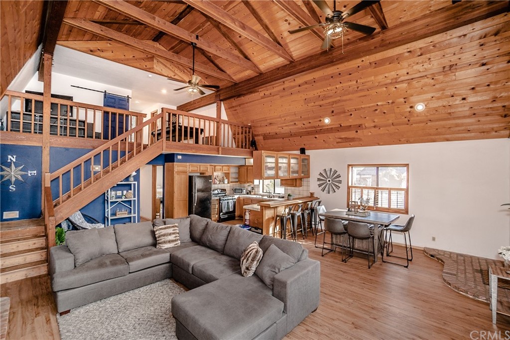 725 Temple Lane Big Bear Lake, CA 92315 - Photo 8 of 65