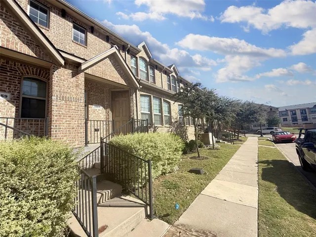 $2,500 | 2563 Adam Lane, Lewisville, TX 75056