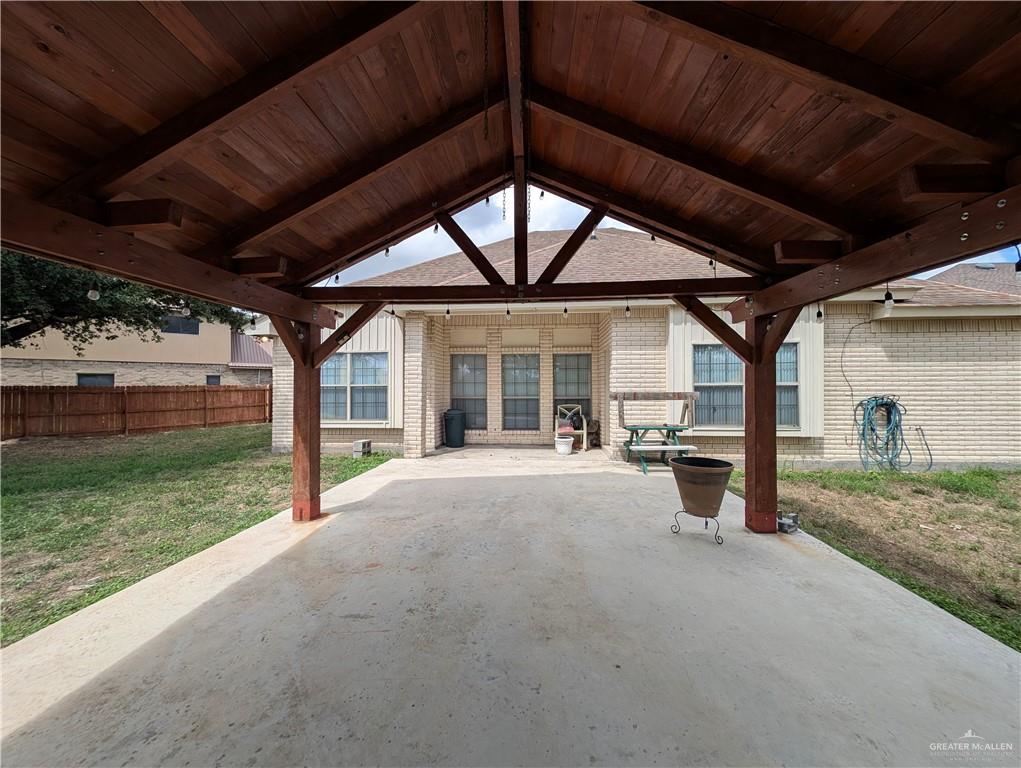 2000 East 25th Street Mission, TX 78574 - Photo 20 of 27 View of patio / terrace