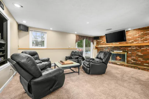 $899,000 | 153 Hickory Hill Circle, Osterville, MA 02655