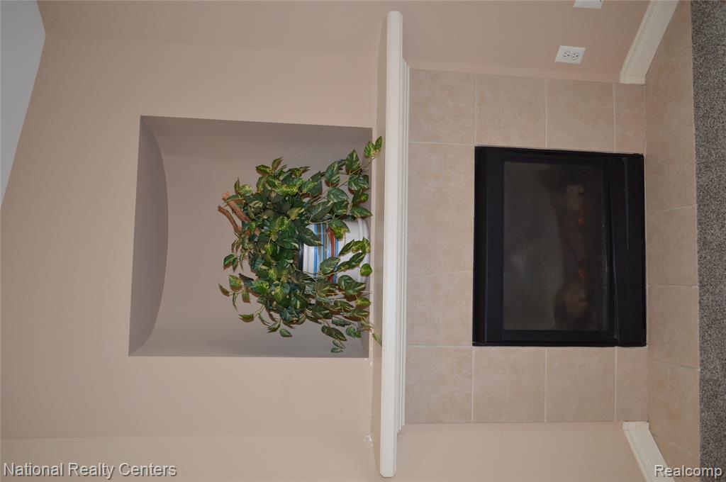 9642 Nook Road, Unit 7 Algonac, MI 48001 - Photo 6 of 15