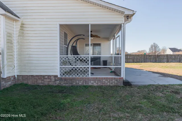 $319,500 | 124 Weste Avenue, Jacksonville, NC 28540