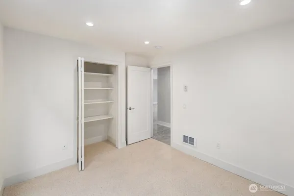 $899,500 | 6121 Northeast 175th Street, Unit A202, Kenmore, WA 98028