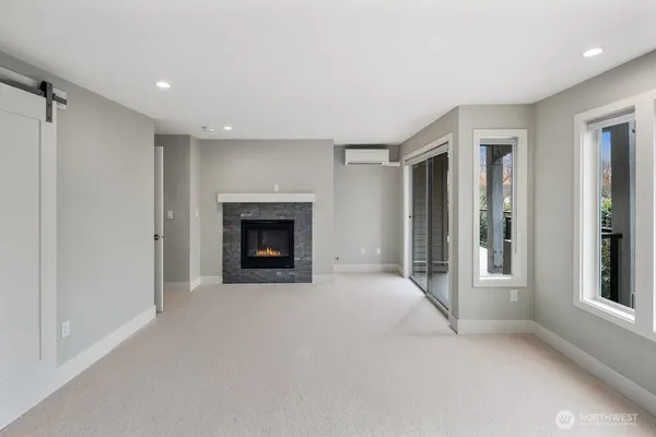 $899,500 | 6121 Northeast 175th Street, Unit A202, Kenmore, WA 98028